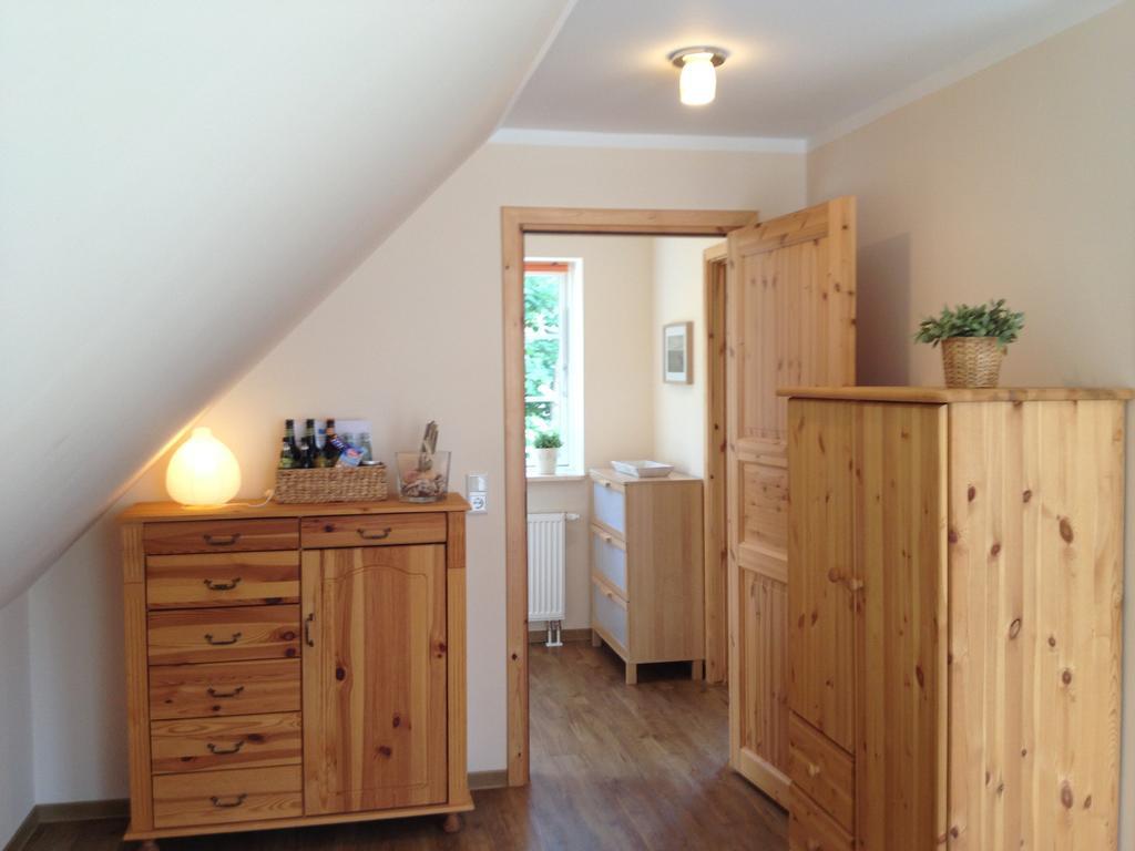Haus Stoertebeker Appartements - Hotel Garni, Seebad Lubmin Værelse billede